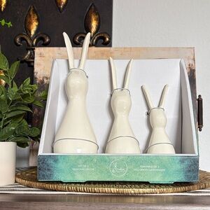 🆕Viral Modern Bunny Figures, Set Of 3